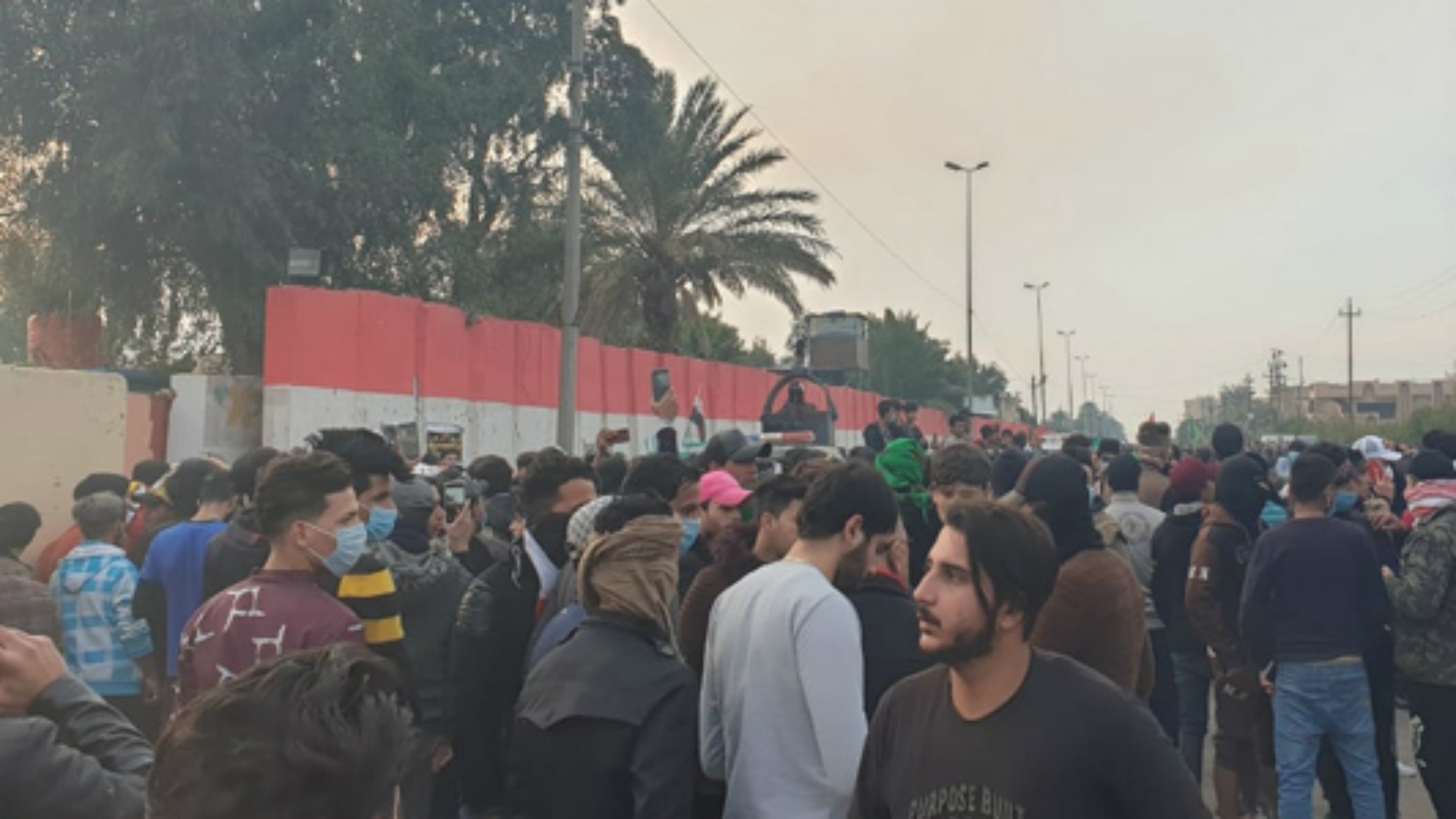 صدامات بين المتظاهرين والقوات الأمنية في واسط
